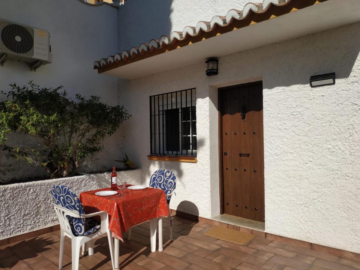 Encantador Apartamento-Centrico-Con Amplio Jardin Torremolinos Kültér fotó