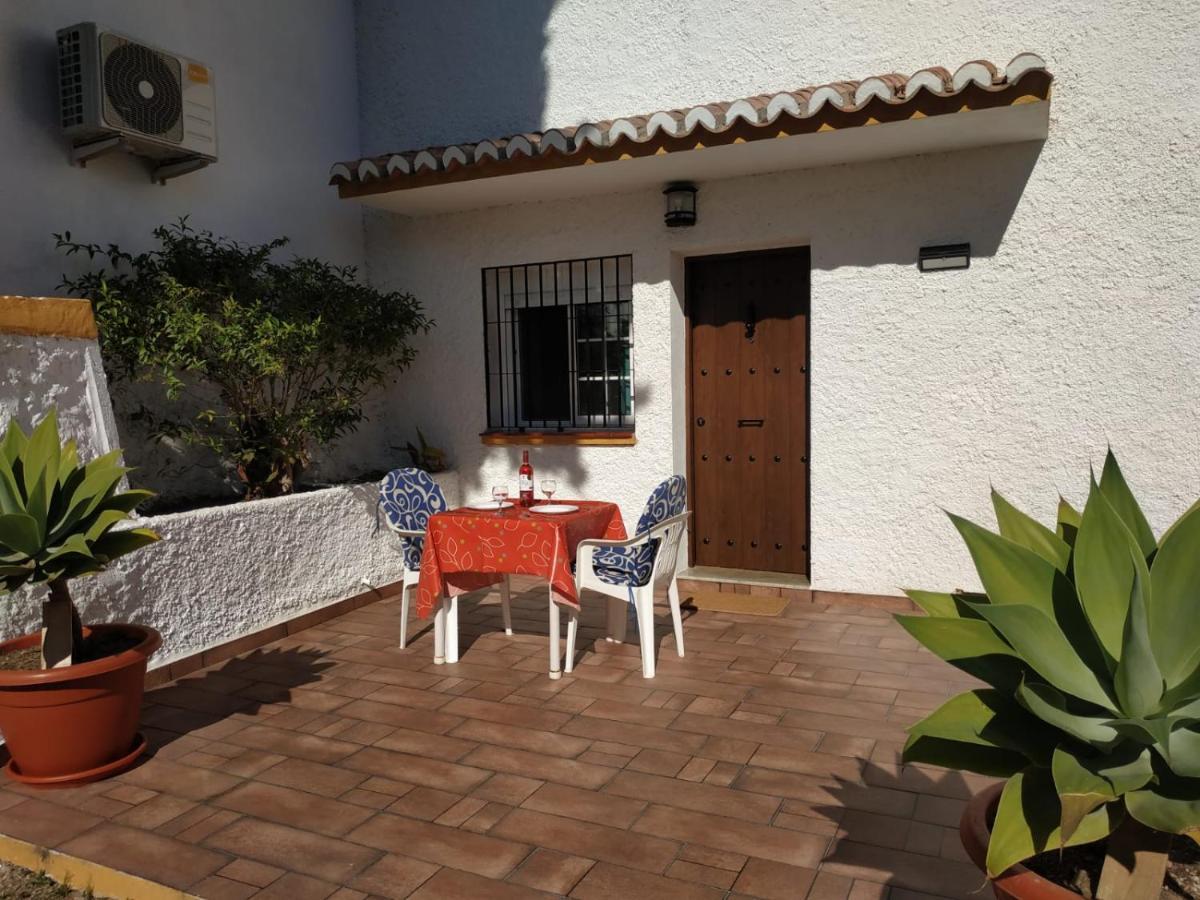 Encantador Apartamento-Centrico-Con Amplio Jardin Torremolinos Kültér fotó